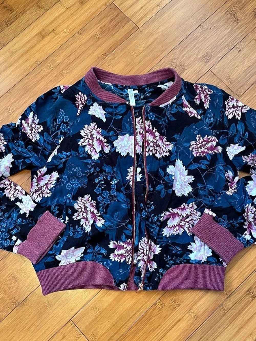 Seafolly Floral Bomber Jacket in Blue & Pink Size Small Like New